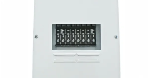 Distribution Board - 8 Way - Surface