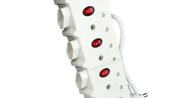 Redisson - 9 Way Multi Plug - M-09A
